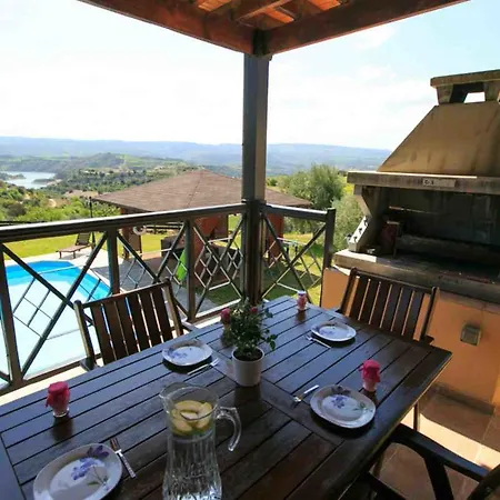 וילה River View *